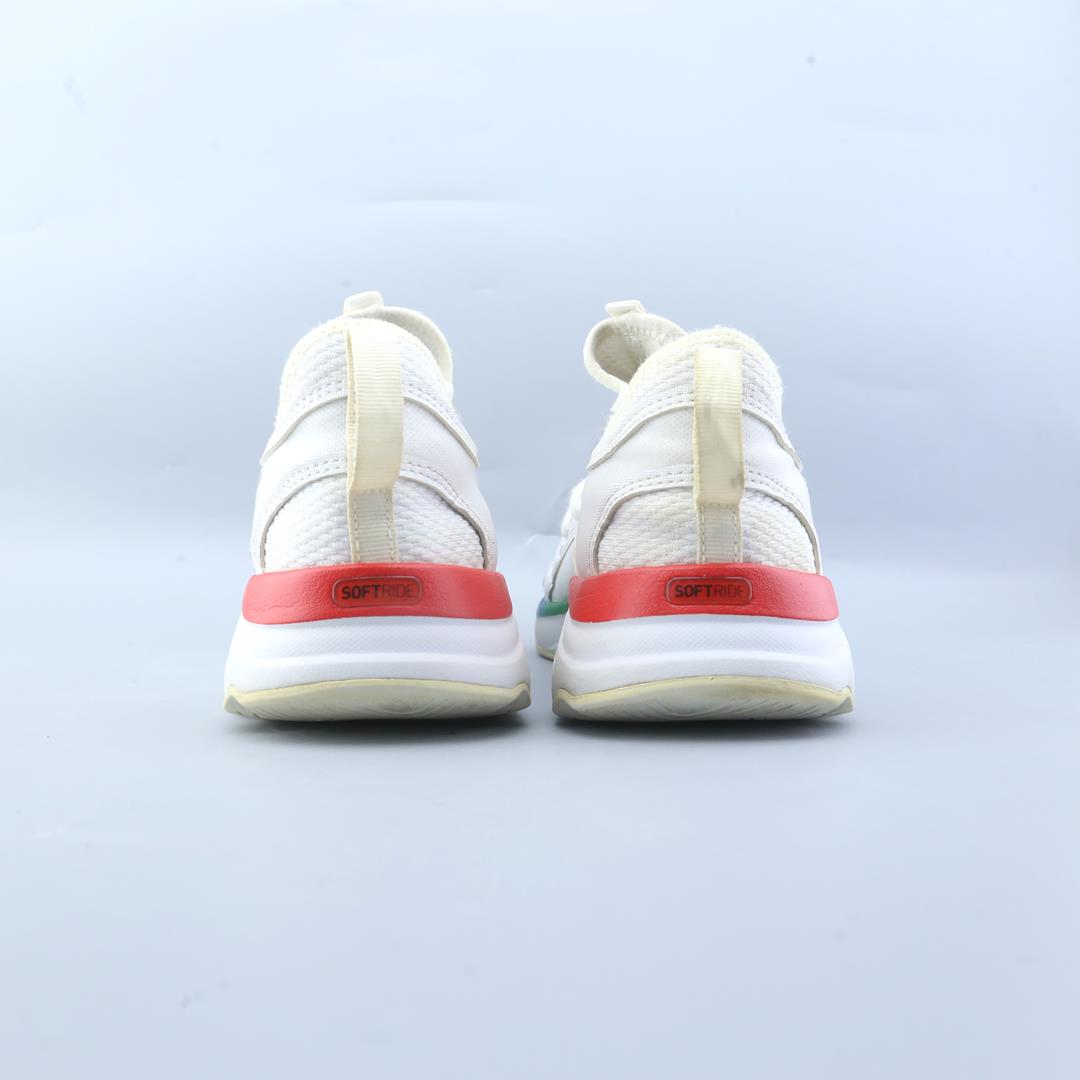 PUMA SOFTRIDE SOPHIA