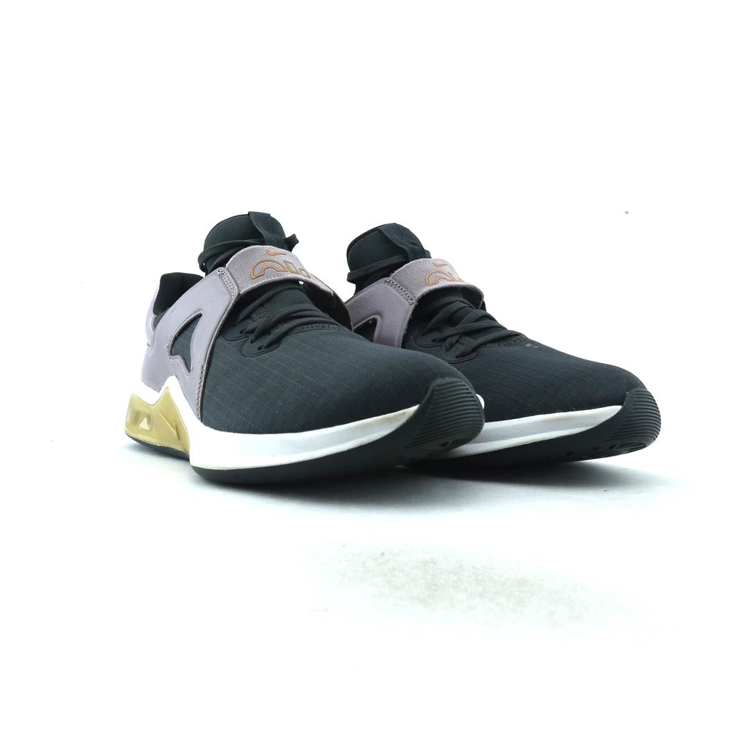NIKE AIR MAX BELLA TR 5