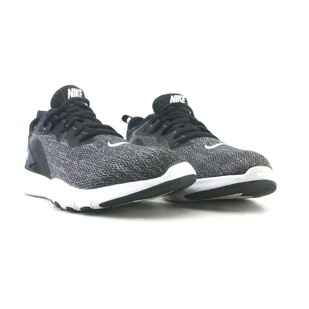 NIKE  FLEX TR 9