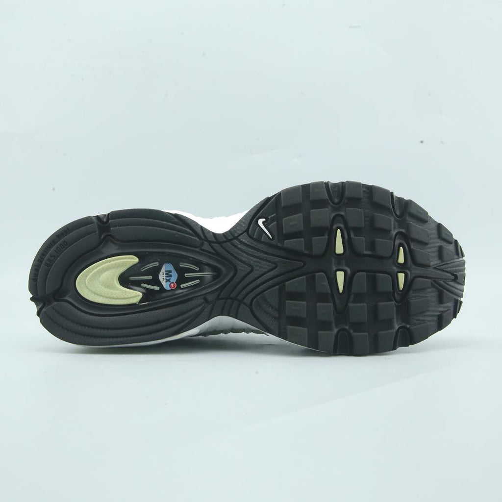 NIKE AIR MAX TAILWIND 4