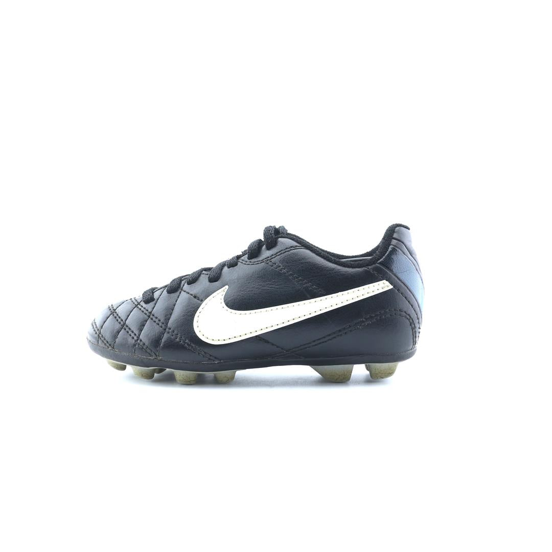 NIKE JR. YOUTH TIEMPO RIO FG-R