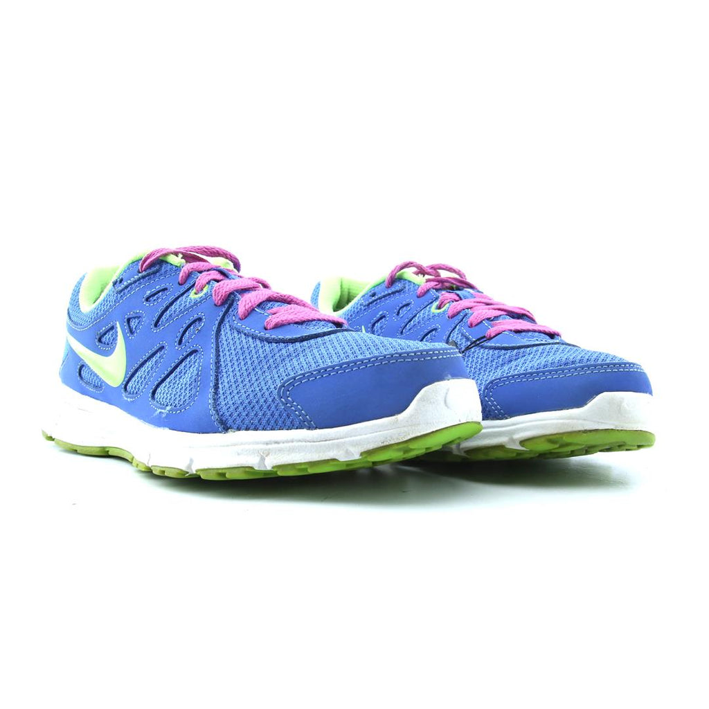 NIKE REVOLUTION 2