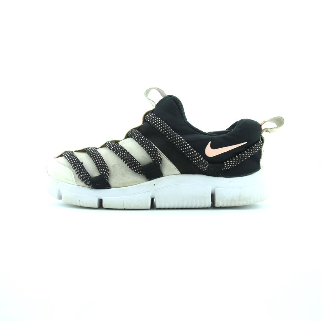 NIKE NOVICE VINTAGE