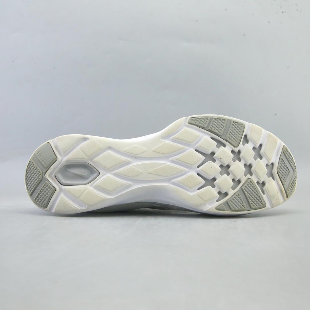 NIKE IN-SEASON TR 5