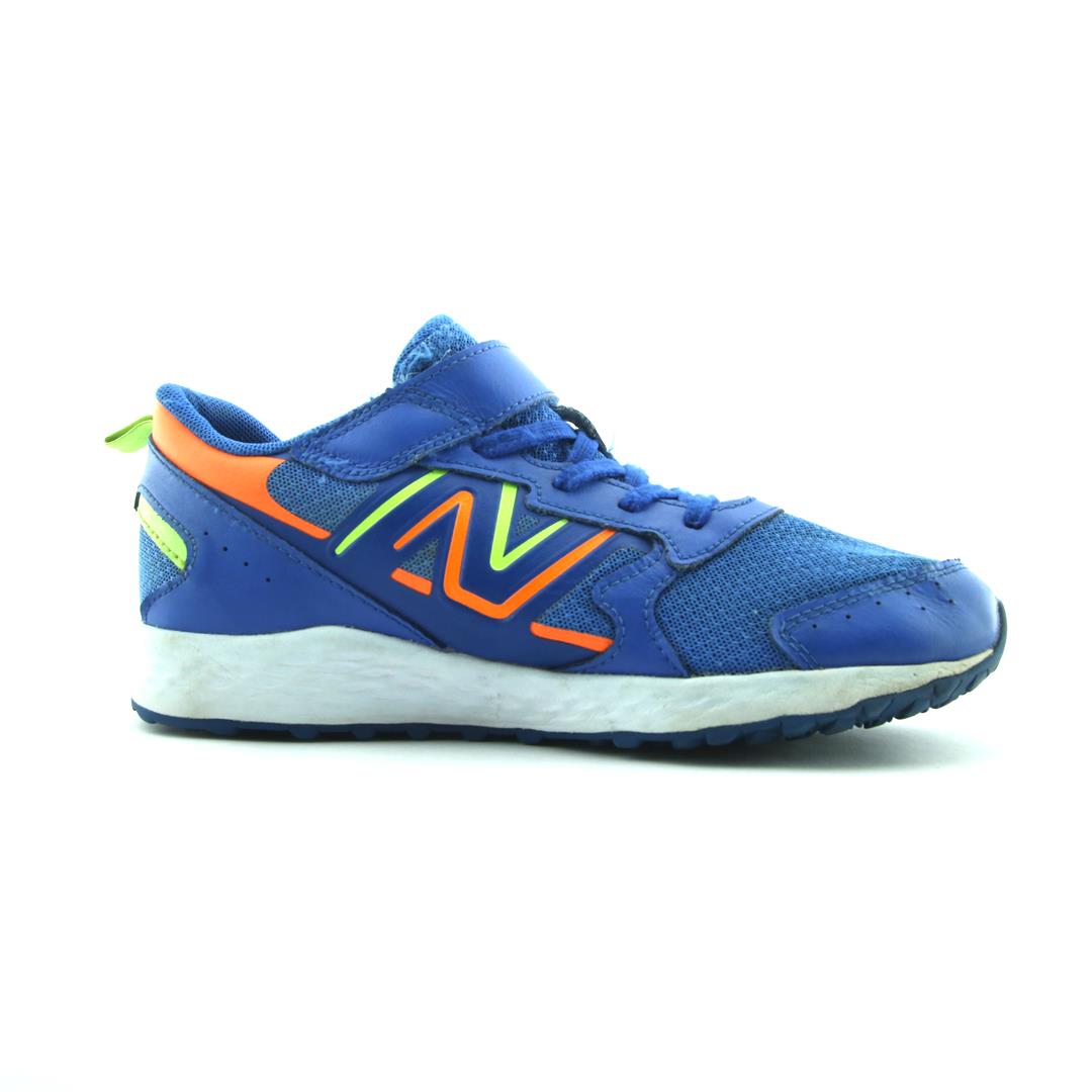 NEW BALANCE 650 V1