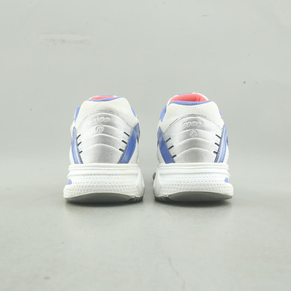 NEW BALANCE 1100