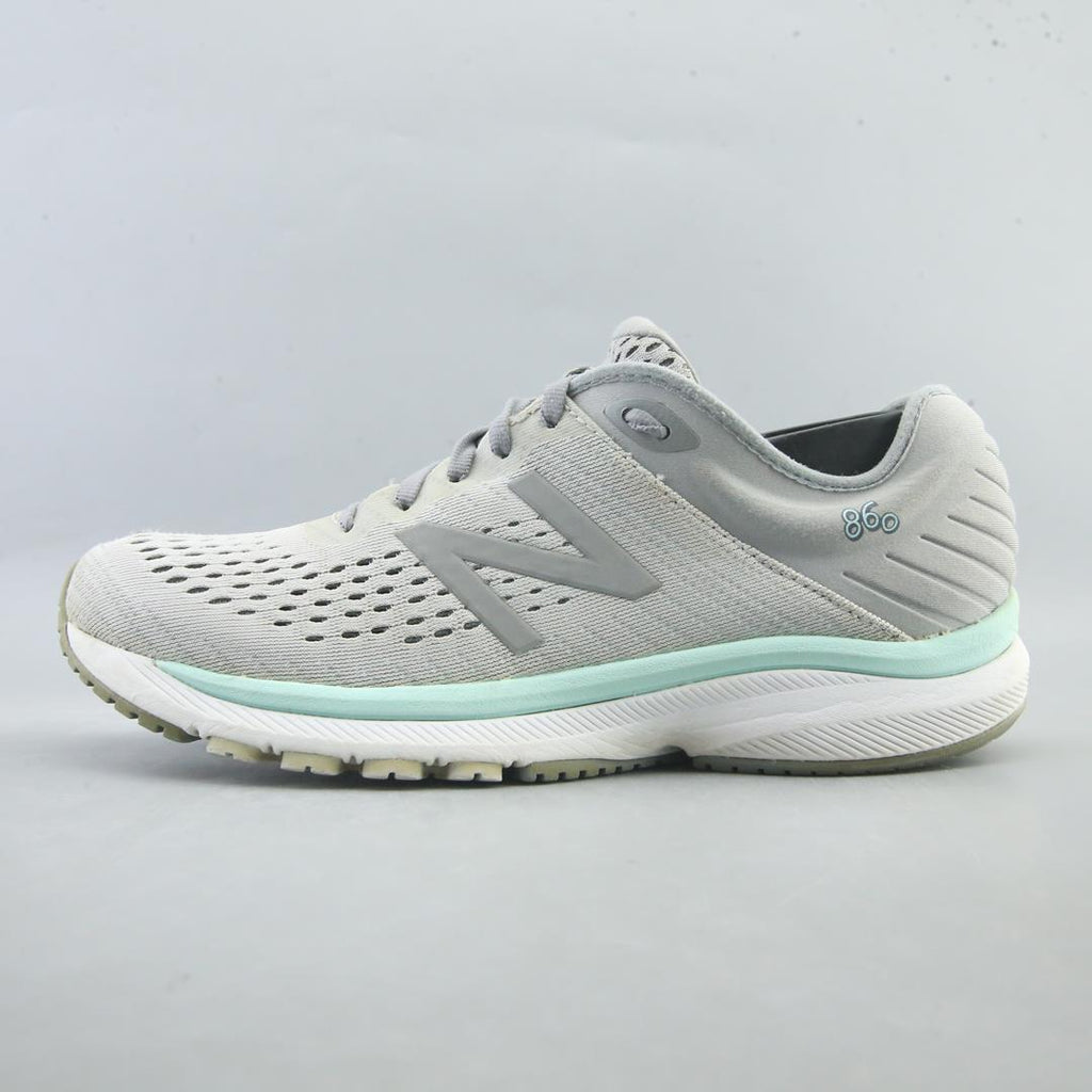 NEW BALANCE 860 V10