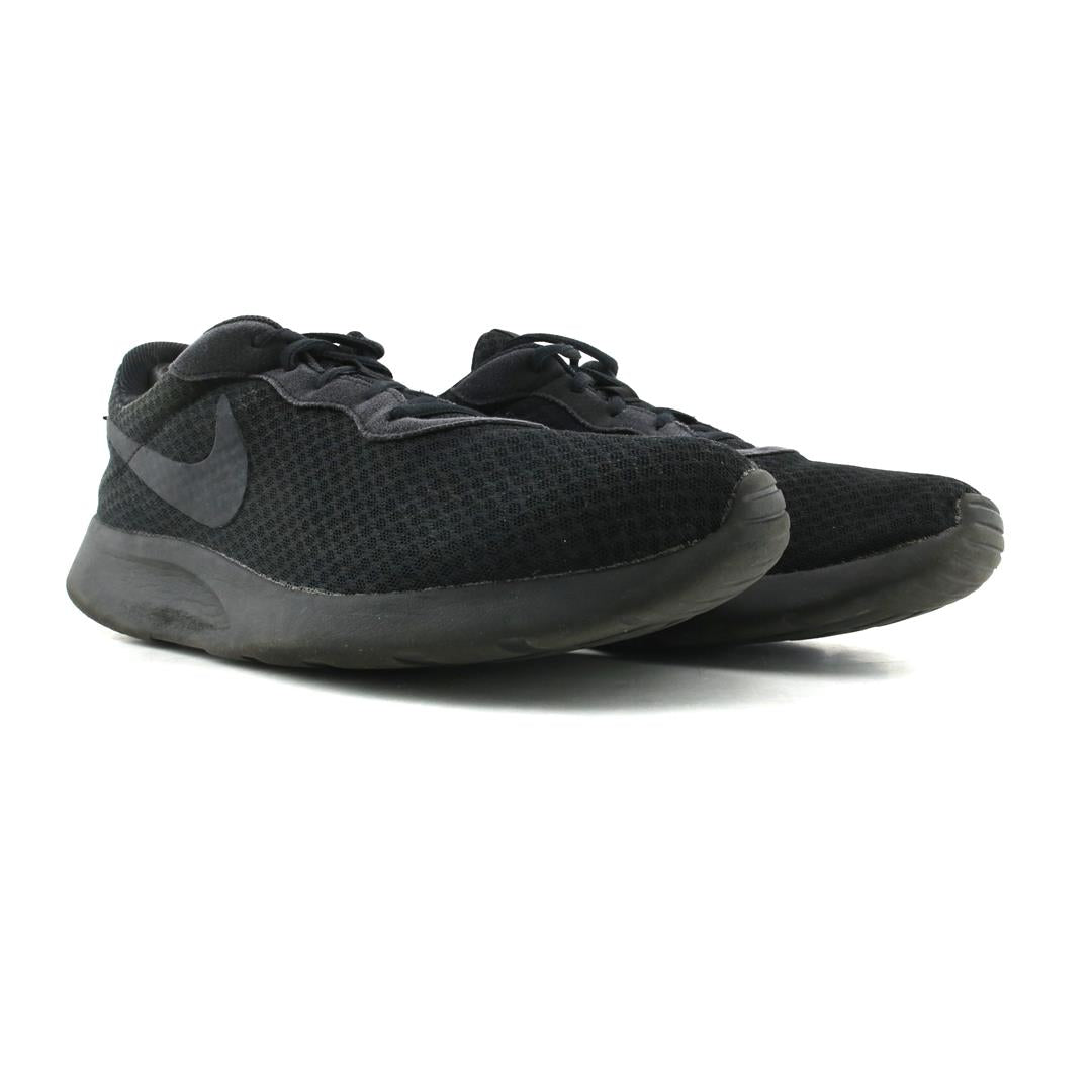 NIKE TANJUN