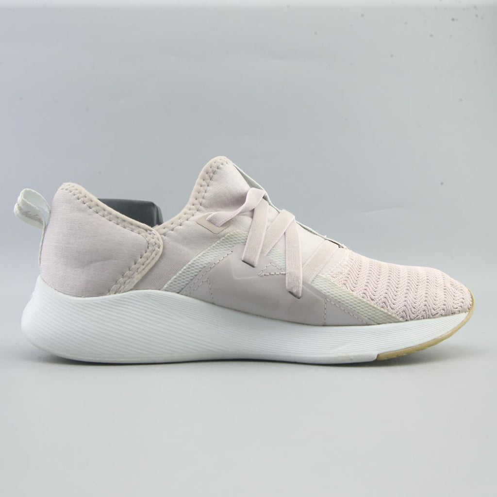NEW BALANCE  BEAYA