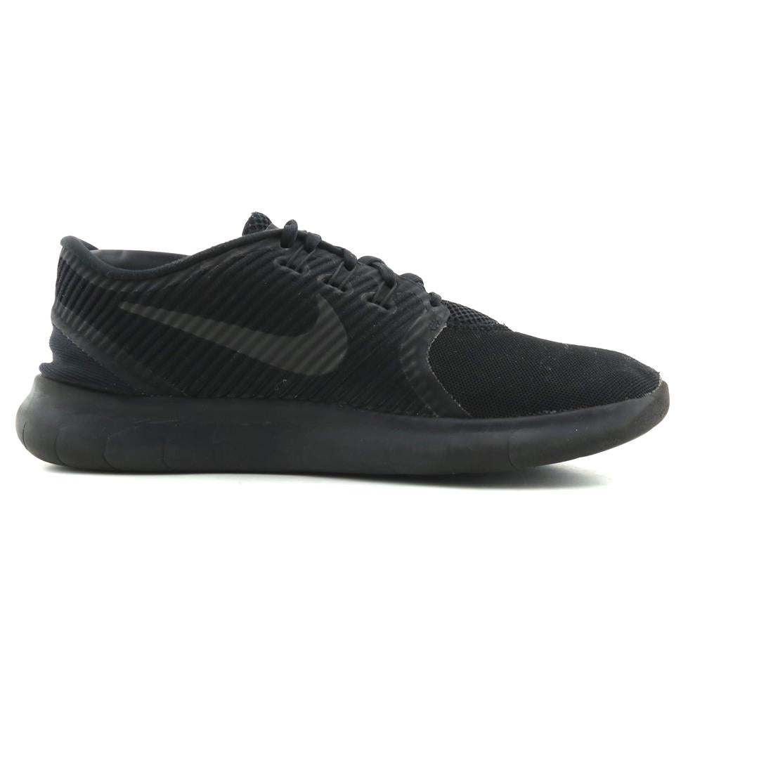 NIKE  FREE RN CMTR