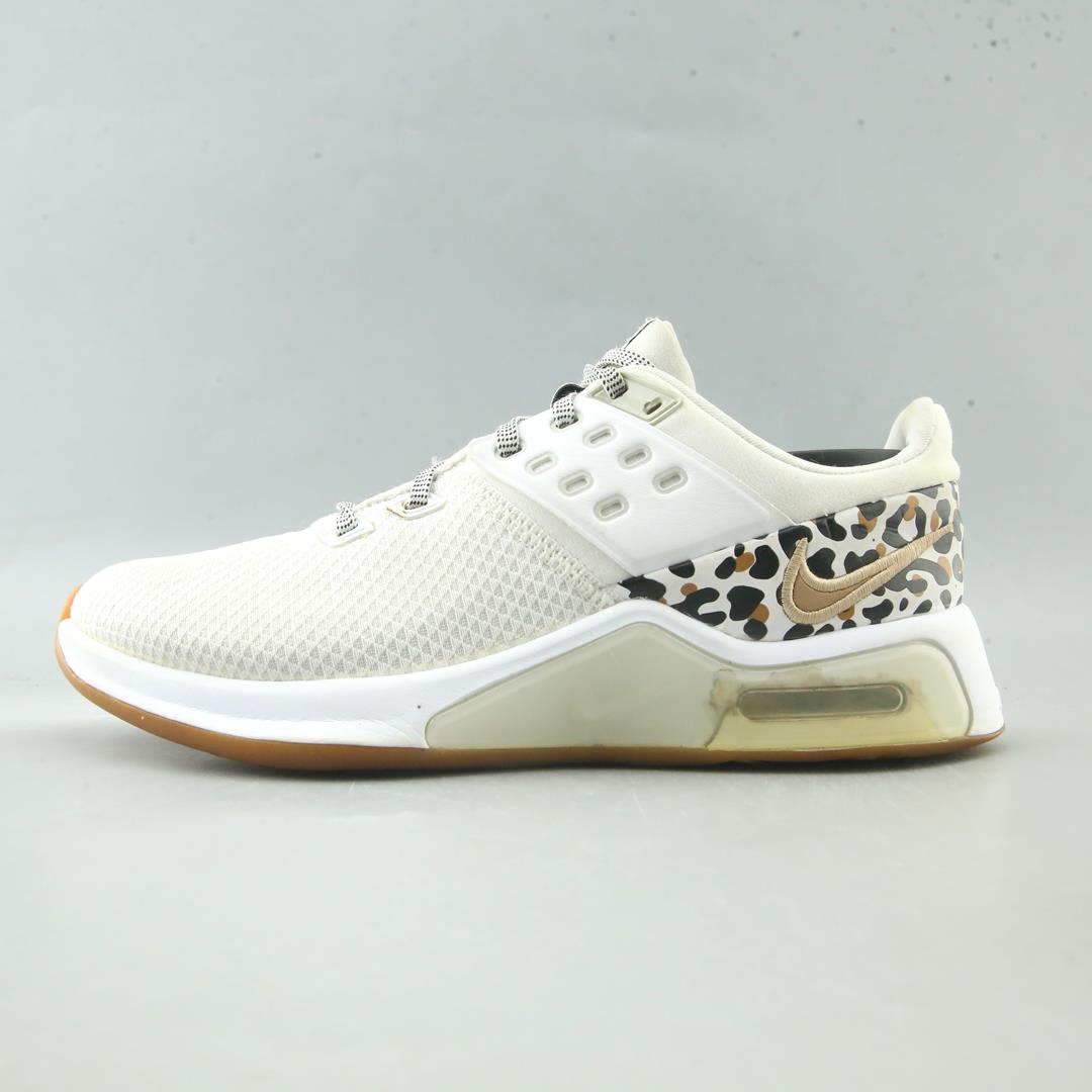 NIKE AIR MAX BELLA TR 4