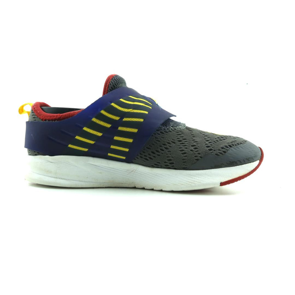 NEW BALANCE CORE REVEAL V2