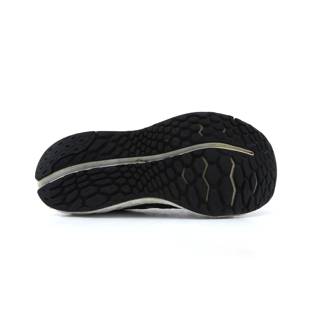 NEW BALANCE  FRESH FOAM VONGO V4