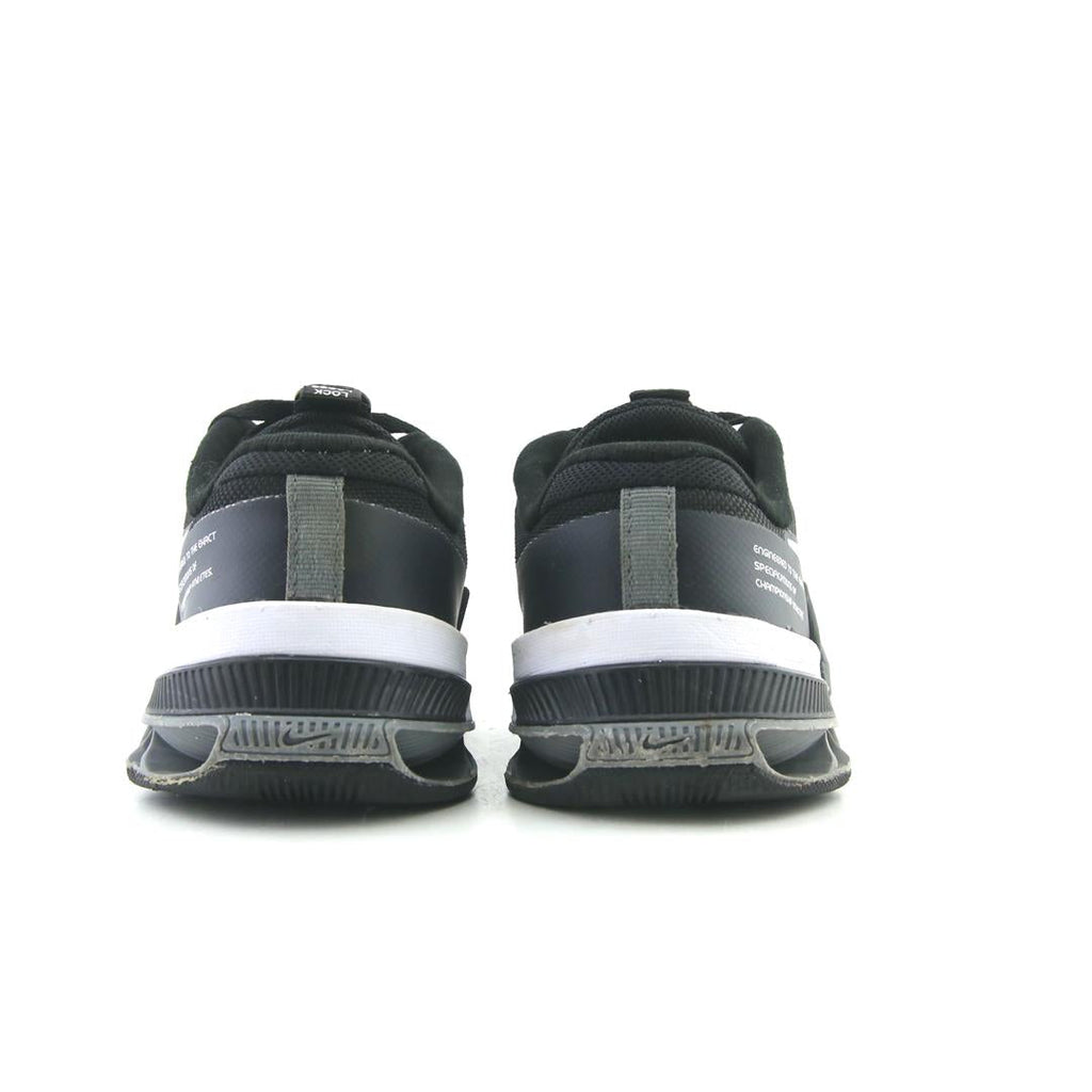 NIKE  METCON 8