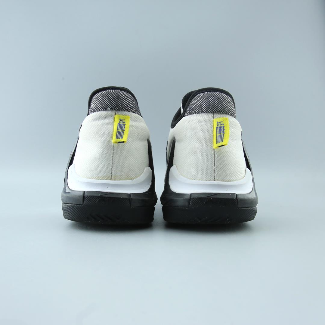 NIKE  LEBRON WITNESS 6
