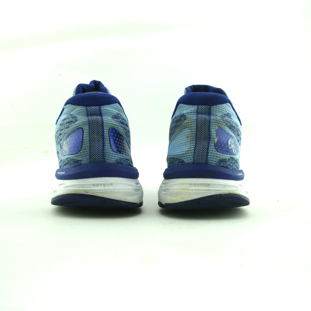 NEW BALANCE 680V6