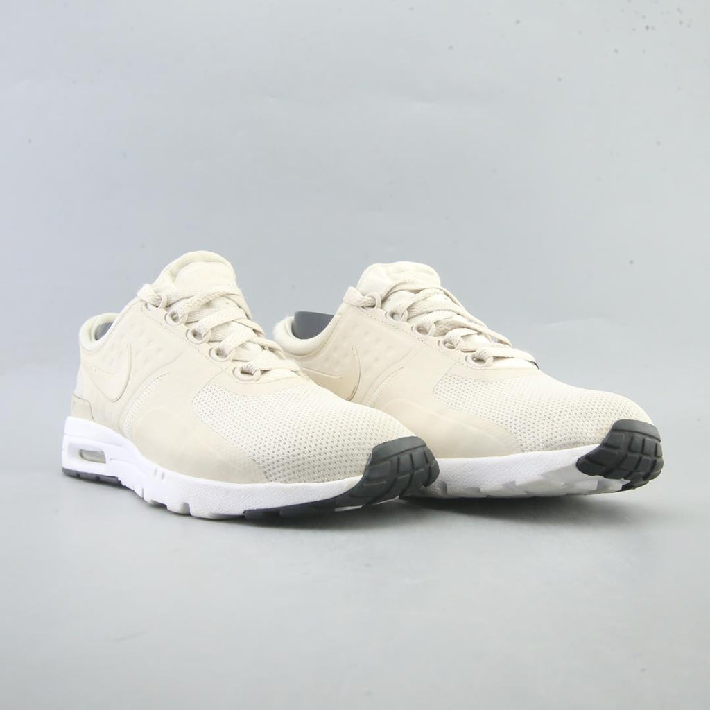 NIKE AIR MAX ZERO