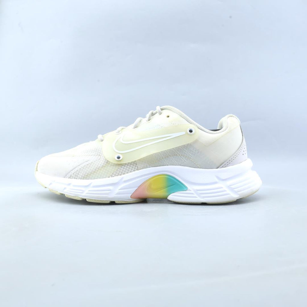 NIKE ALPHINA 5000