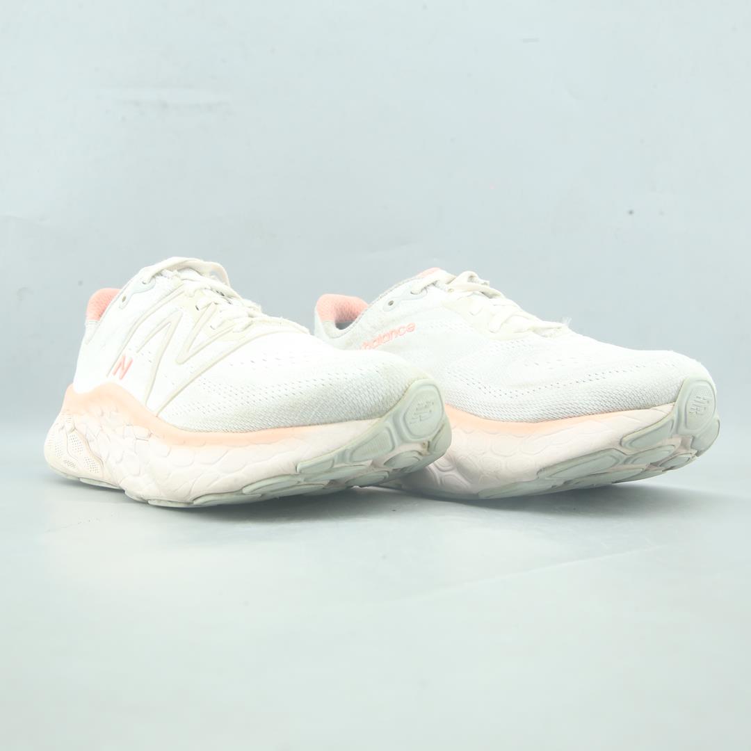 NEW BALANCE FRESH FOAM MORE V4