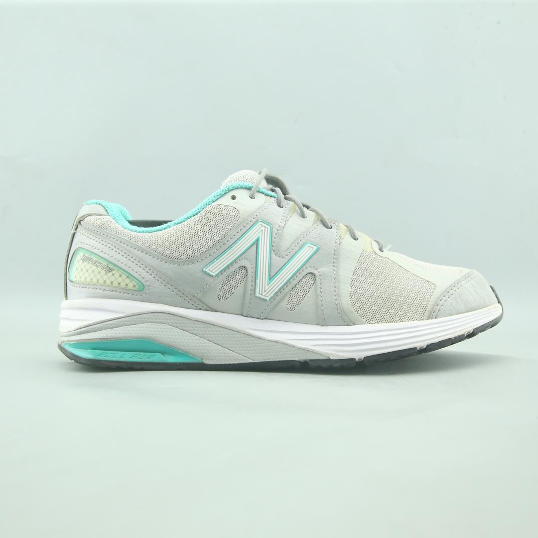 NEW BALANCE 1540 V2