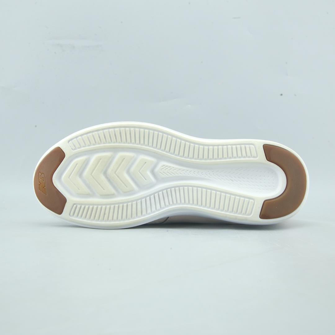 NEW BALANCE FUELCORE COAST V3