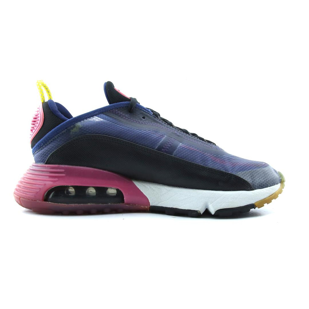 NIKE AIR MAX 2090