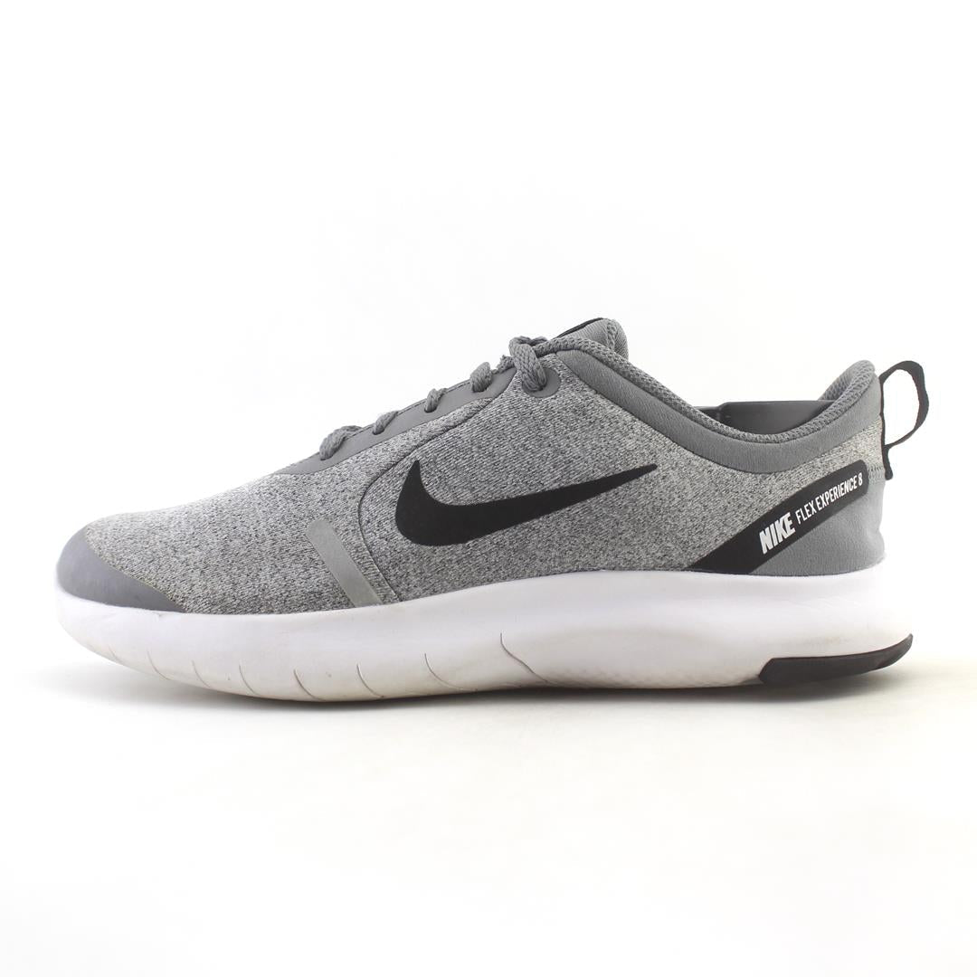 NIKE FLEX EXPERIENCE 8