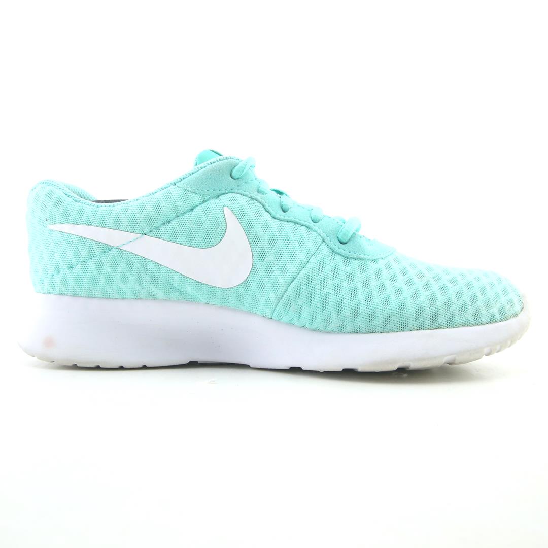 NIKE TANJUN