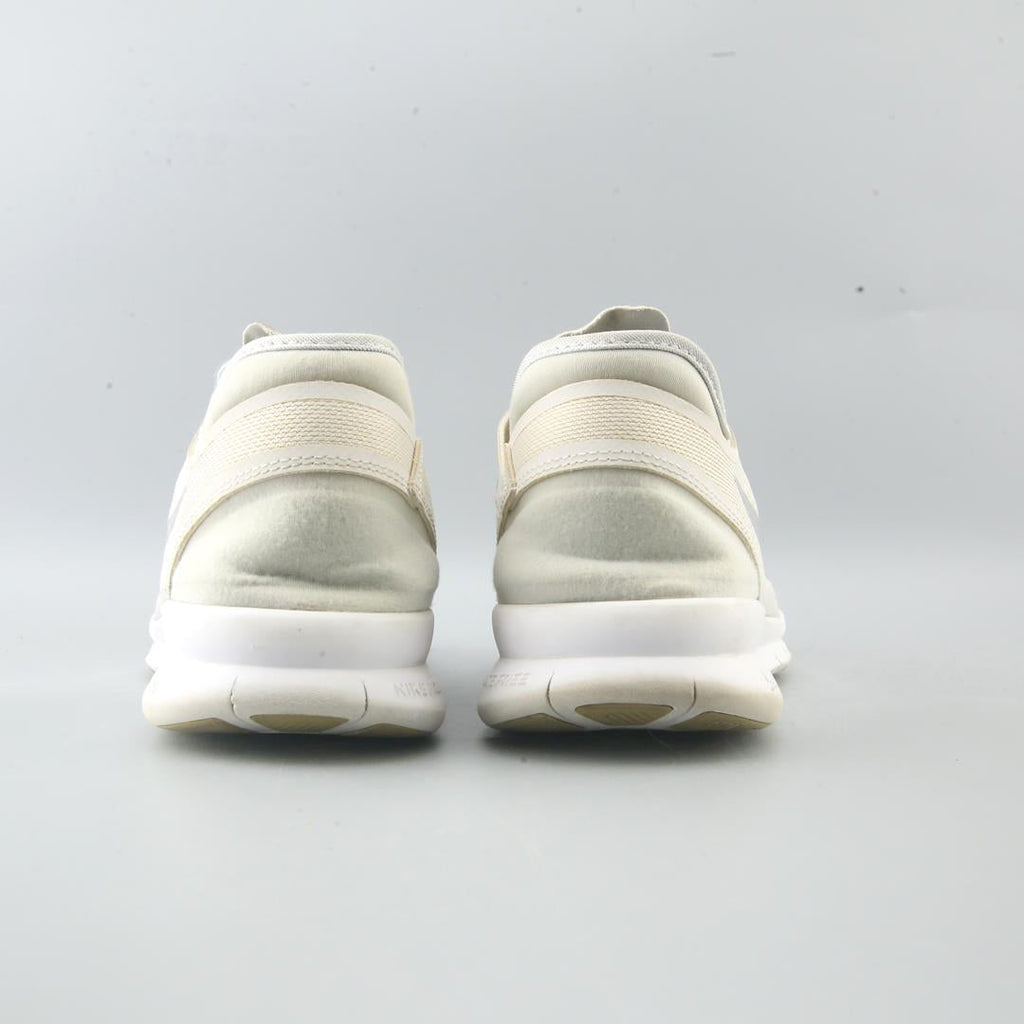NIKE  FREE  TR FIT 5