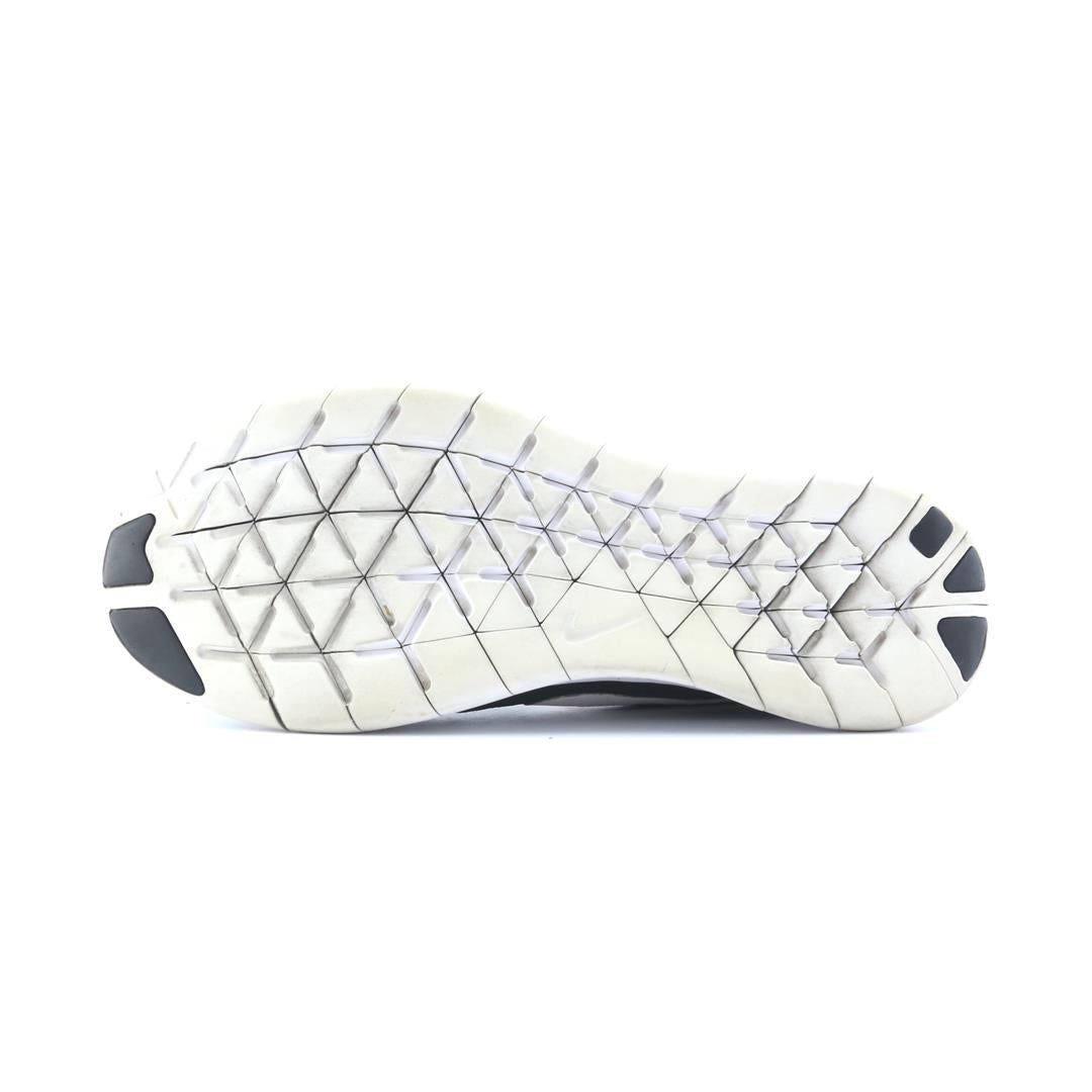 NIKE FREE RUN