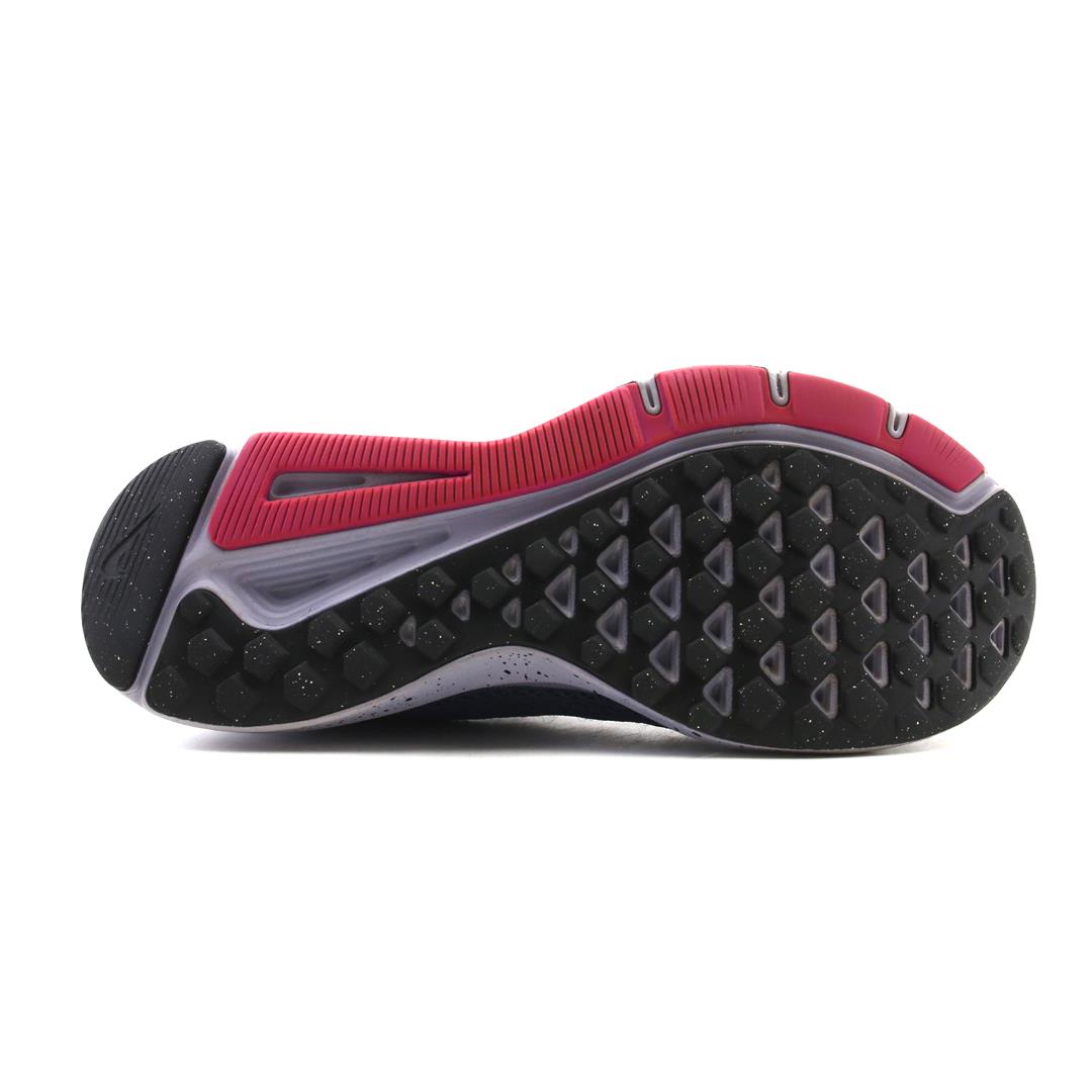 NIKE QUEST 2