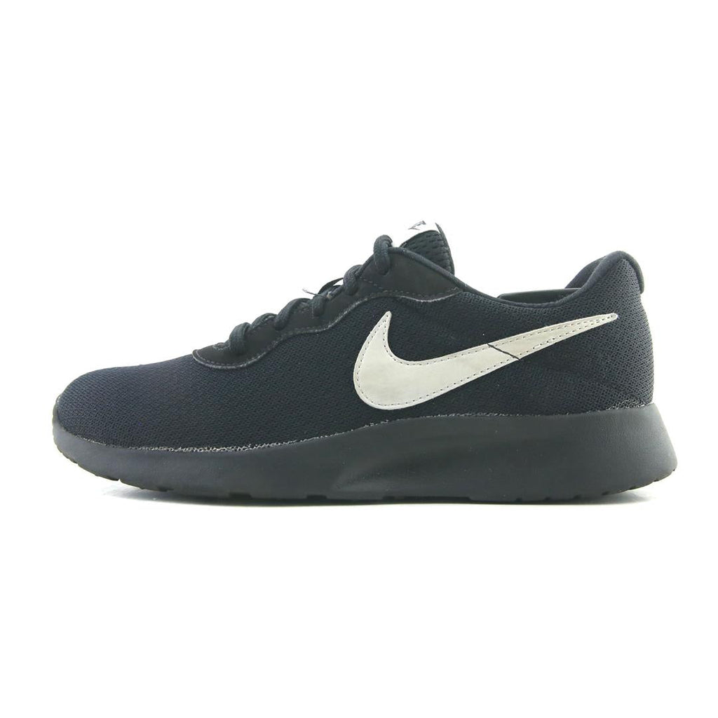 NIKE TANJUN