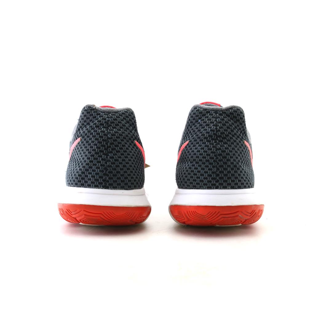 NIKE FLEX EXPERIENCE RUN 6