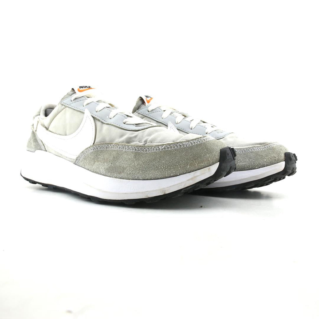 NIKE WAFFLE DEBUT