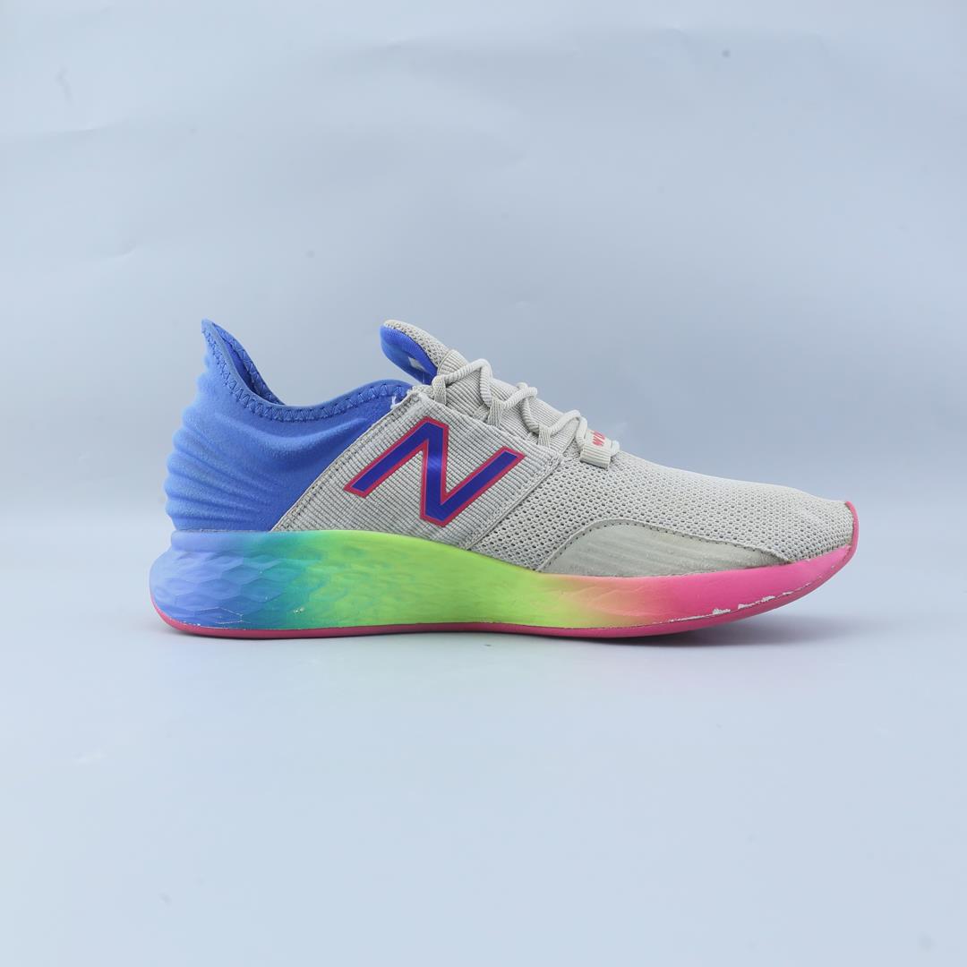 NEW BALANCE FRESH FOAM ROAV V1