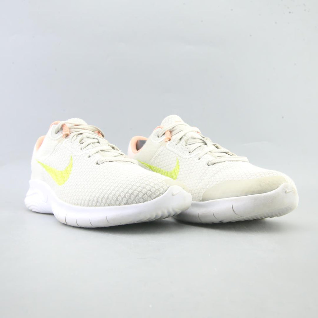 NIKE  FLEX EXPERIENCE RN 11