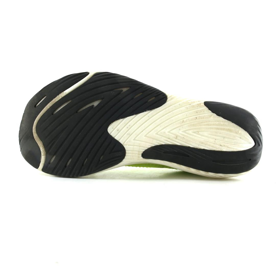 NEW BALANCE FUELCELL REBEL V3