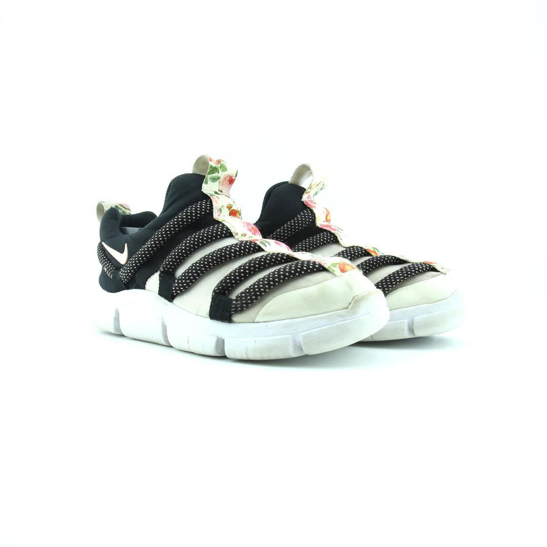 NIKE NOVICE VINTAGE