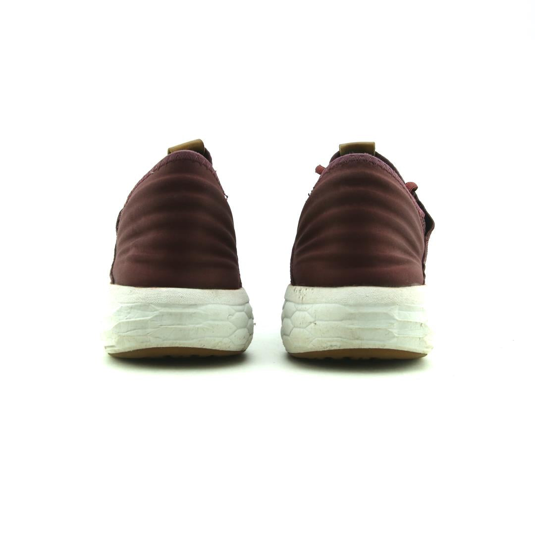 NEW BALANCE FRESH FOAM CRUZ V1