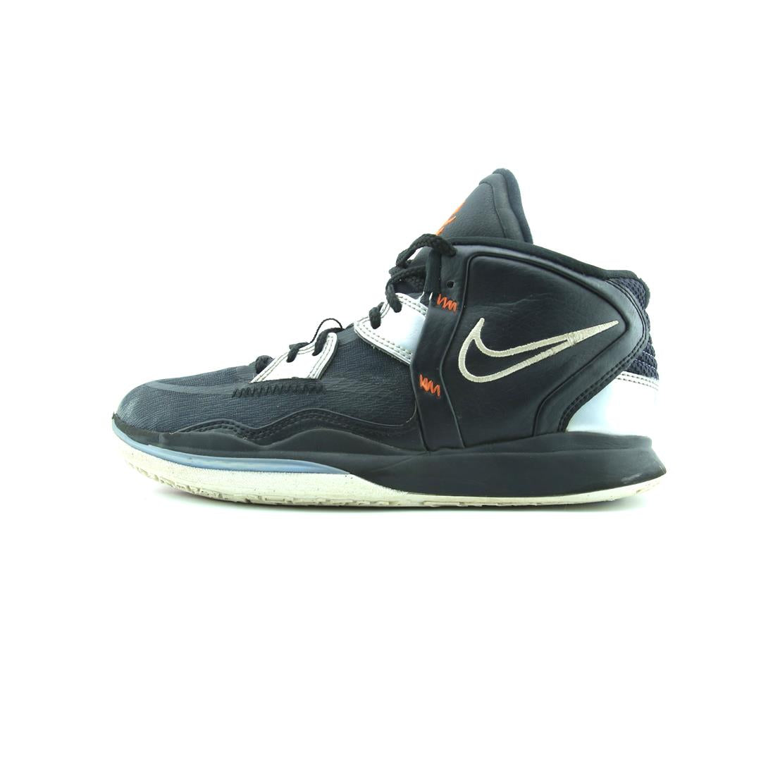 NIKE KYRIE INFINITY