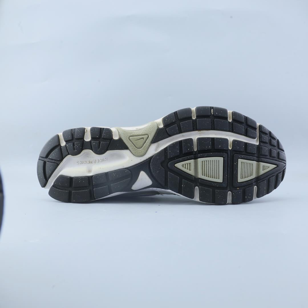 NIKE  DART 9