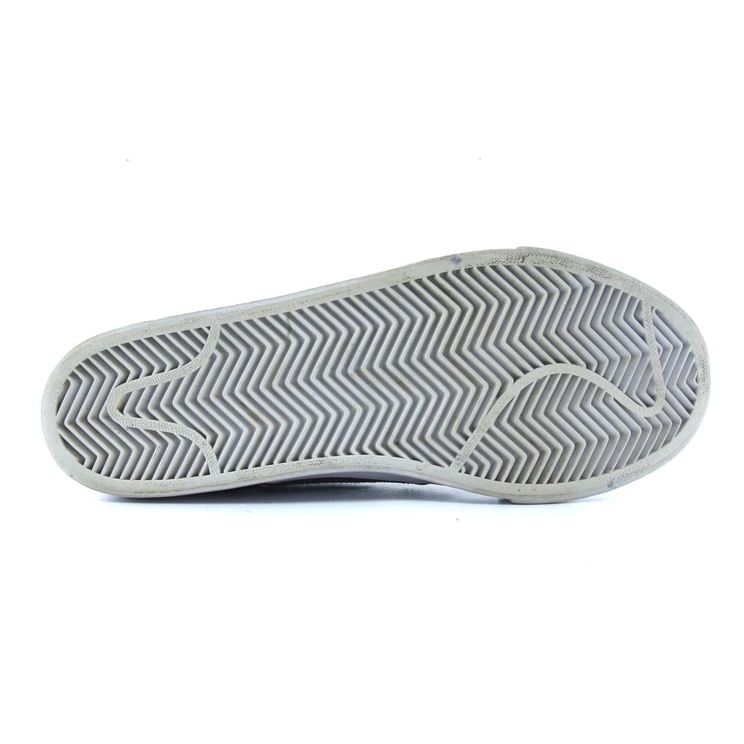 NIKE  SB STEFAN JANOSKI