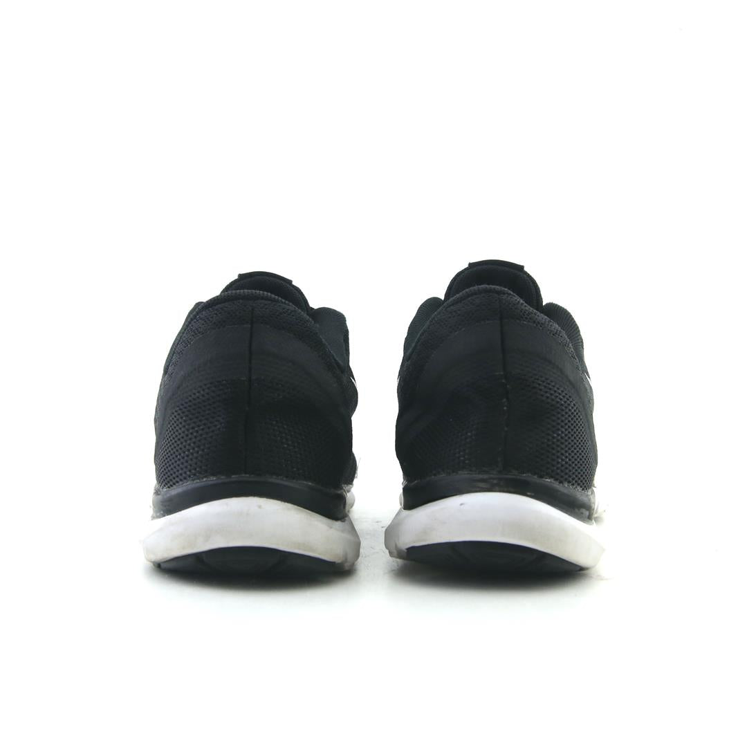 NIKE FLEX TRAINER 6