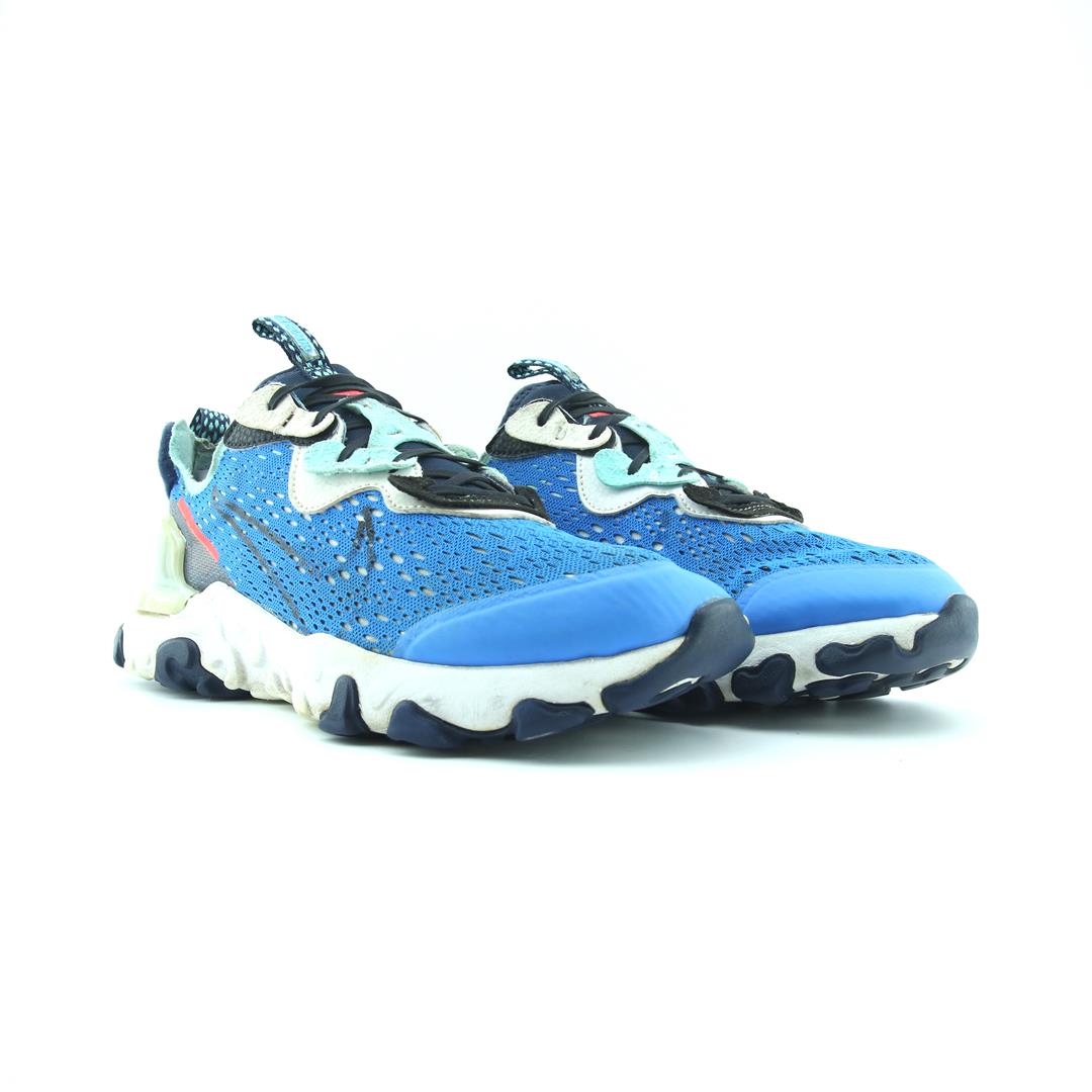 NIKE  REACT VISION