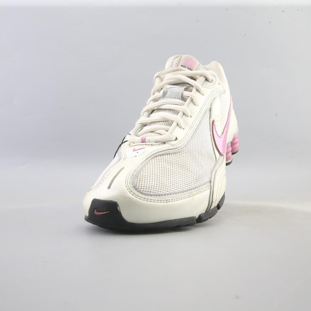 NIKE SHOX