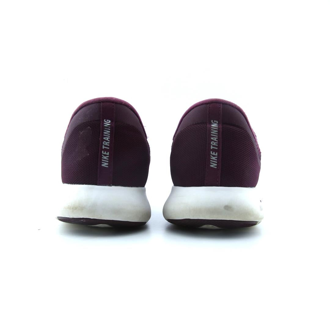 NIKE FLEX TR 7