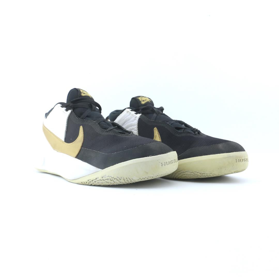 NIKE TEAM HUSTLE D 10