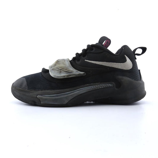 NIKE ZOOM FREAK 3