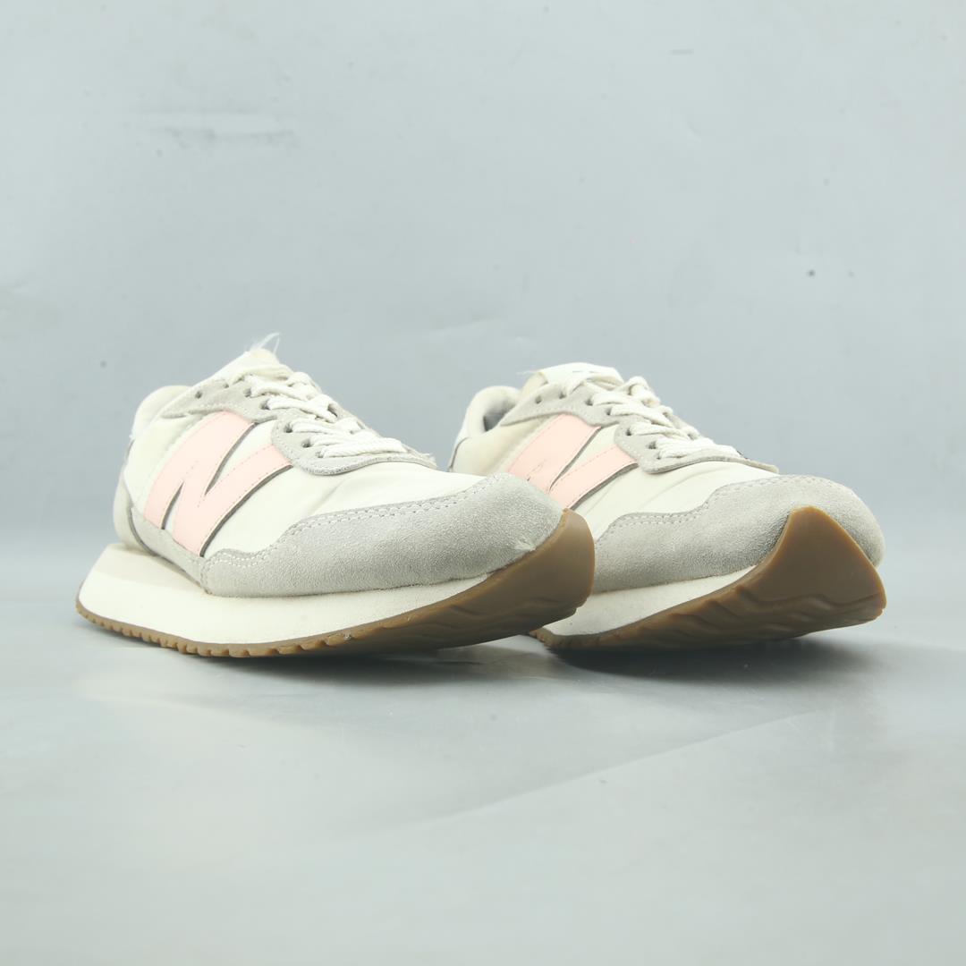NEW BALANCE 237