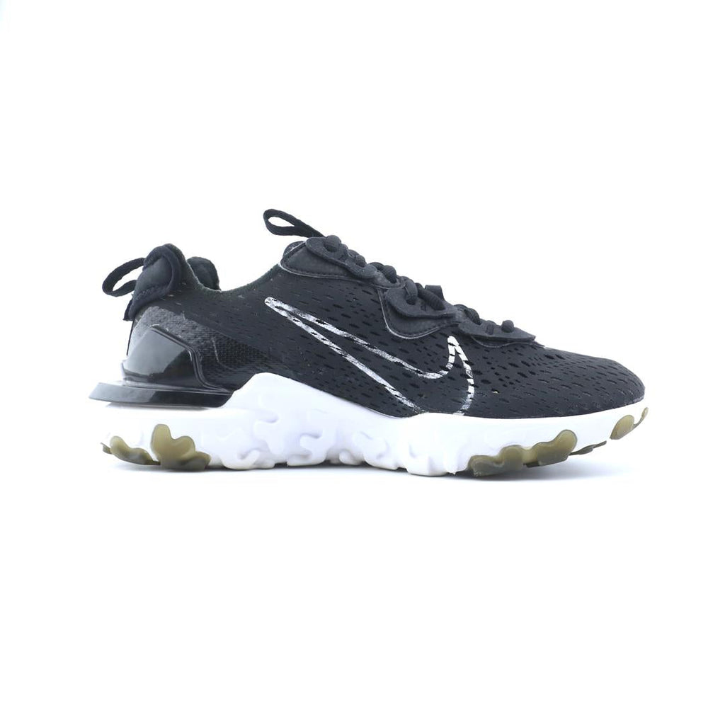 NIKE REACT VISION